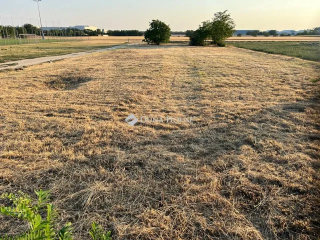 Eladó telek Iváncsa 1500 nm