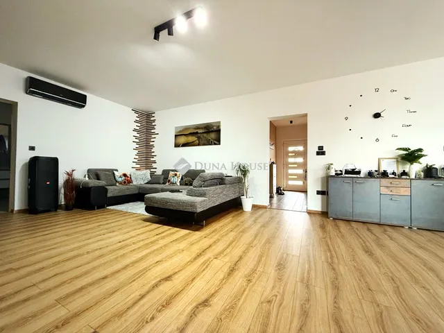 Eladó ház Aba 171 nm