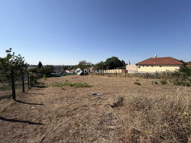 Eladó telek Pákozd 803 nm