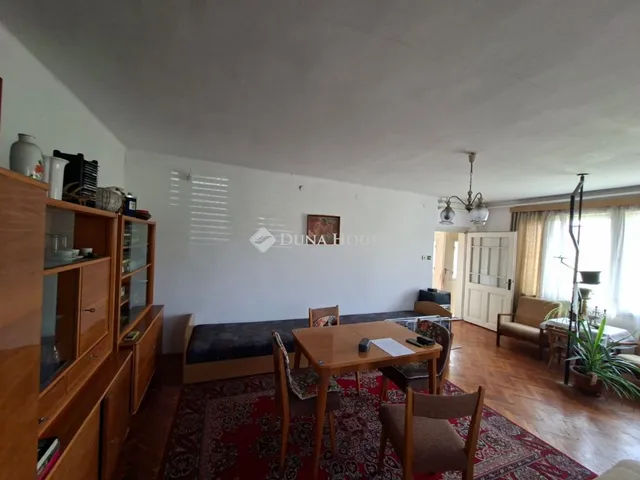 Eladó ház Cece 120 nm