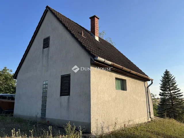 Eladó ház Pátka, Zártkert 83 nm