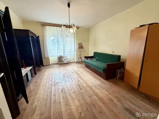 Eladó ház Alap 90 nm