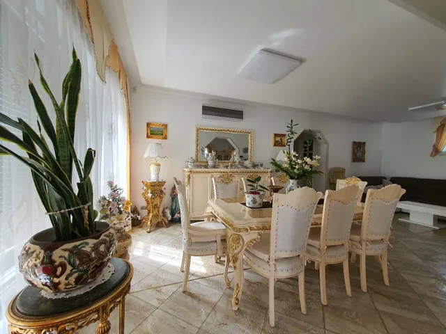 Eladó ház Szombathely 223 nm