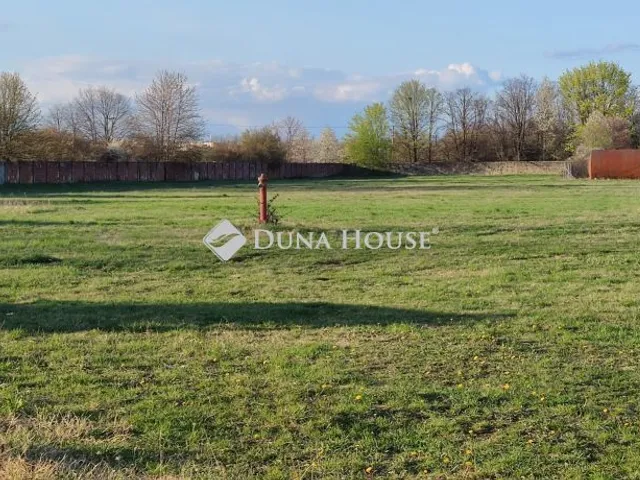 Eladó telek Szombathely 4886 nm