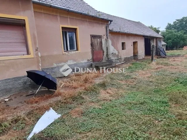 Eladó ház Hosszúpereszteg 70 nm