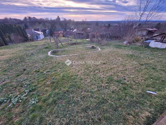 Eladó telek Sárvár 1367 nm