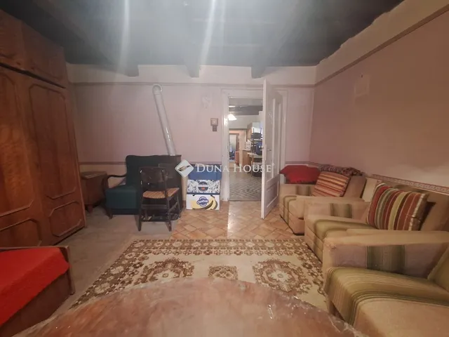 Eladó ház Tanakajd 61 nm