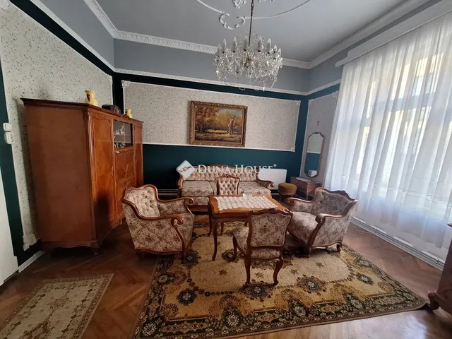 Kiadó ház Sárvár 150 nm