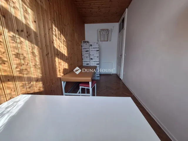 Kiadó ház Sárvár 150 nm