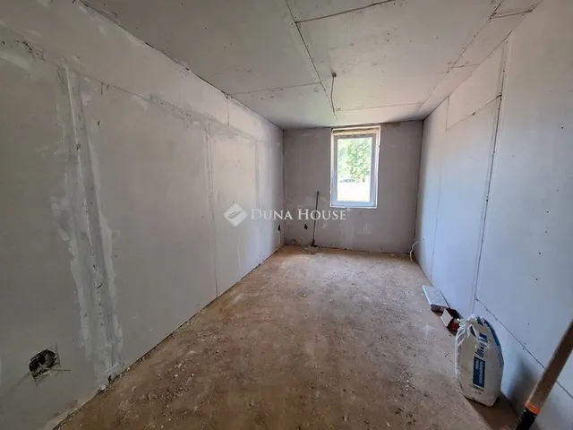 Eladó ház Hegyfalu 96 nm