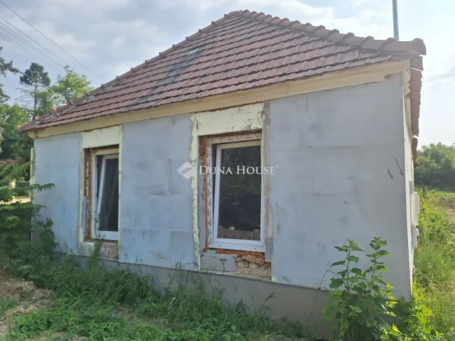 Eladó ház Hegyfalu 96 nm