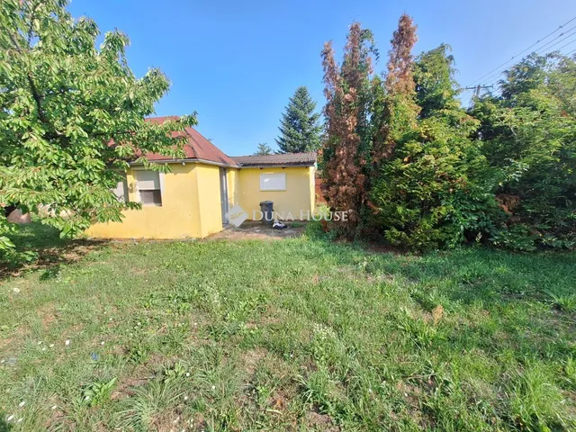 Eladó kereskedelmi és ipari ingatlan Sárvár 43 nm