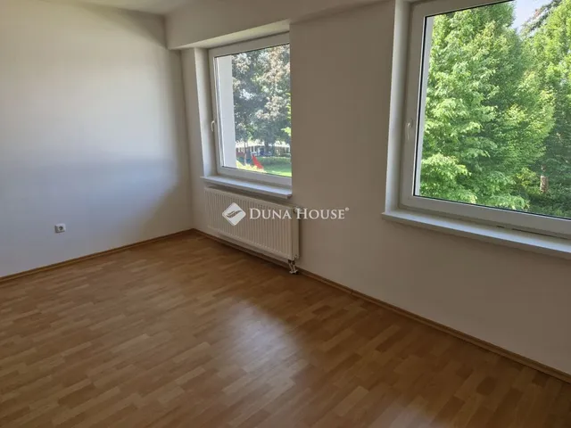 Kiadó kereskedelmi és ipari ingatlan Szombathely 40 nm