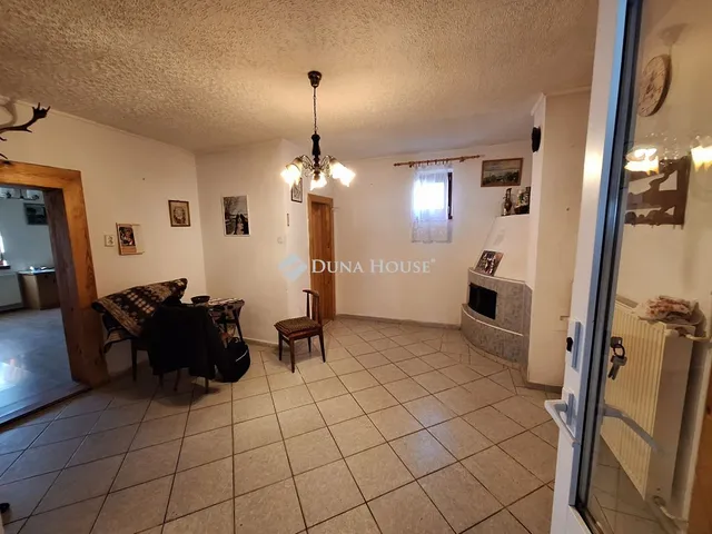 Eladó ház Szentpéterfa 102 nm