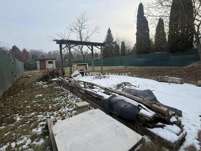 Eladó telek Sé 557 nm