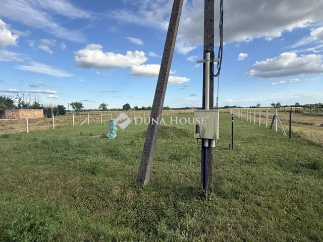 Eladó telek Rábatöttös 1218 nm