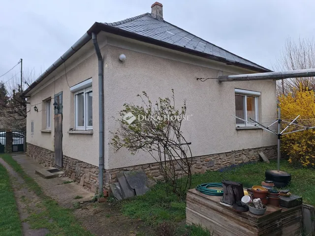 Eladó ház Vassurány 87 nm