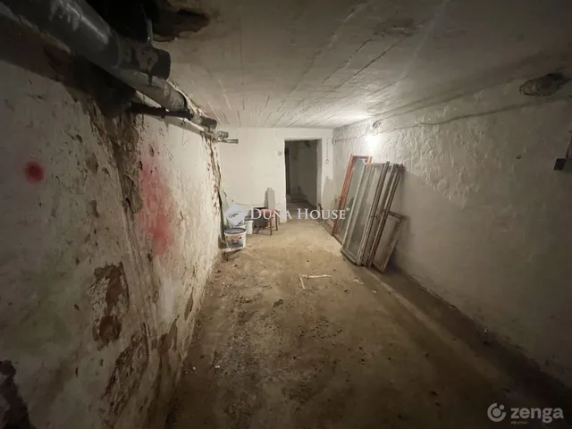 Eladó kereskedelmi és ipari ingatlan Szombathely 51 nm