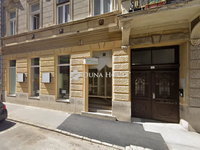 Eladó kereskedelmi és ipari ingatlan Szombathely 191 nm