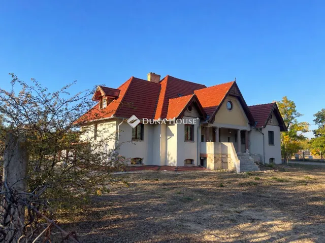Eladó ház Kerekegyháza 689 nm