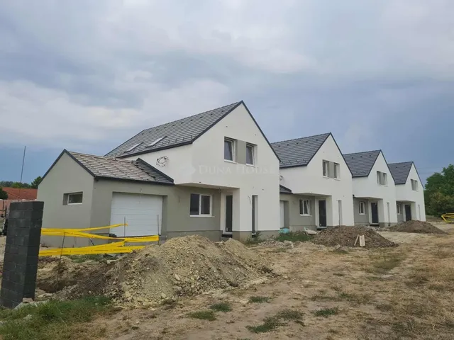 Eladó lakás Pákozd 125 nm