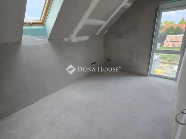 Eladó lakás Pákozd 125 nm