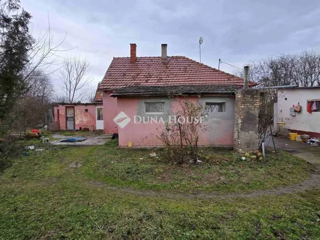 Eladó mezőgazdasági ingatlan Kecskemét 65 nm