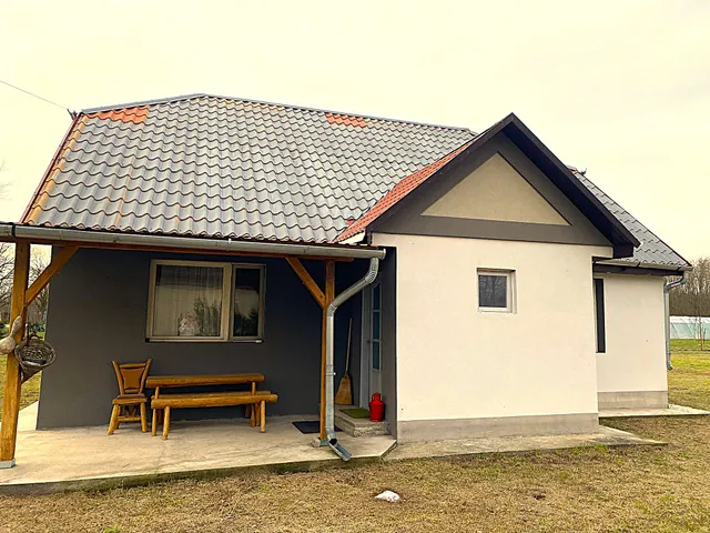 Eladó ház Ladánybene 80 nm