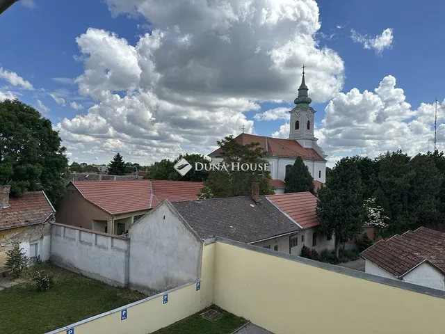 Eladó lakás Nagykőrös 71 nm
