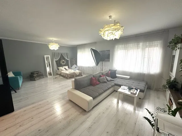 Eladó lakás Kecskemét 69 nm