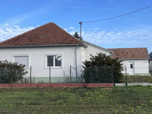 Eladó ház Kecskemét 90 nm