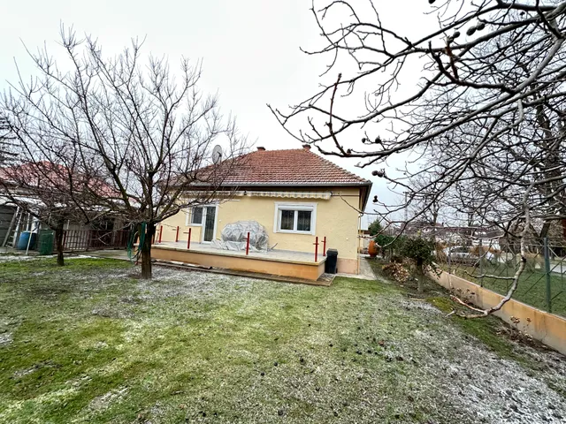 Kiadó ház Kecskemét 100 nm