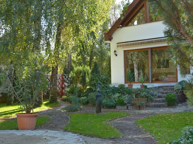 Eladó ház Kecskemét 200 nm