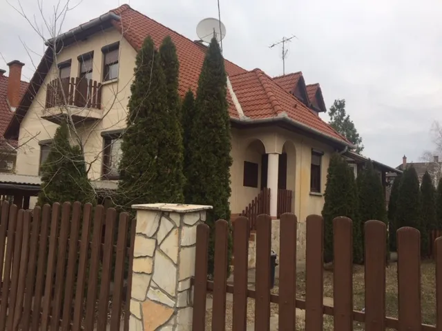 Kiadó ház Kecskemét 160 nm