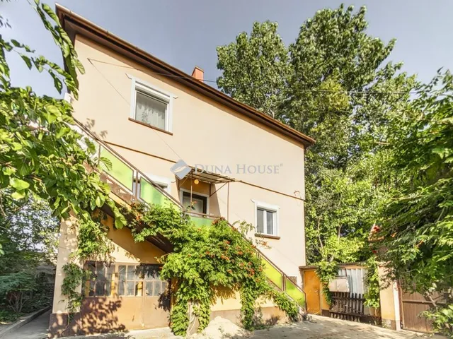 Eladó ház Kecskemét 210 nm