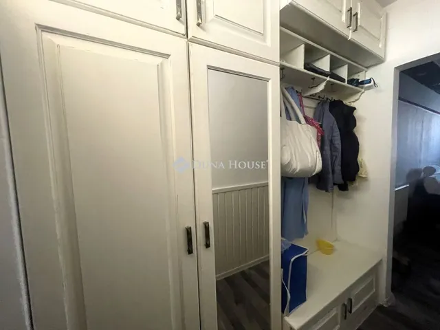 Eladó lakás Szolnok 72 nm
