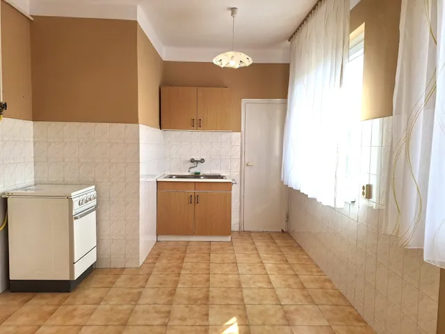 Eladó lakás Kecskemét 80 nm