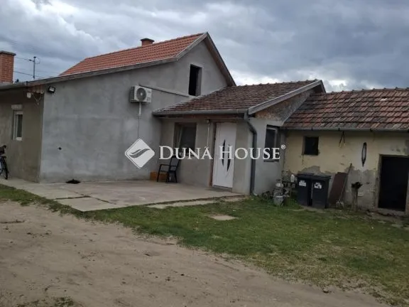Eladó ház Lakitelek 90 nm