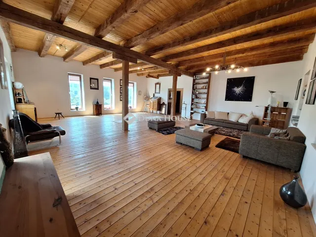 Eladó ház Simontornya 680 nm