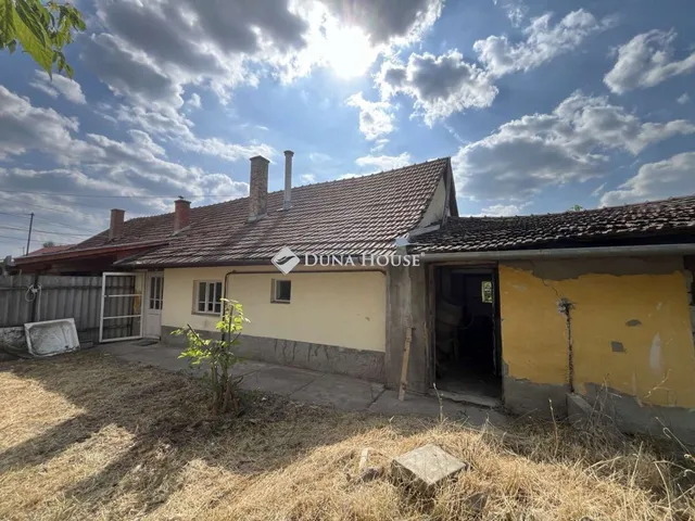 Eladó ház Tiszakécske 100 nm