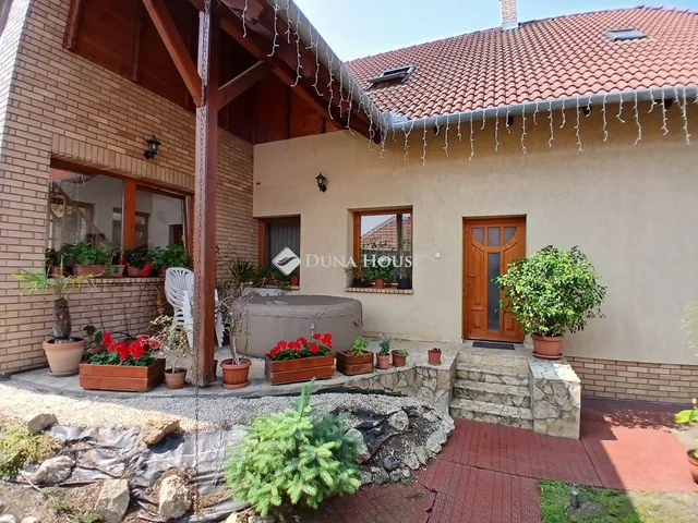 Kiadó lakás Kecskemét 78 nm