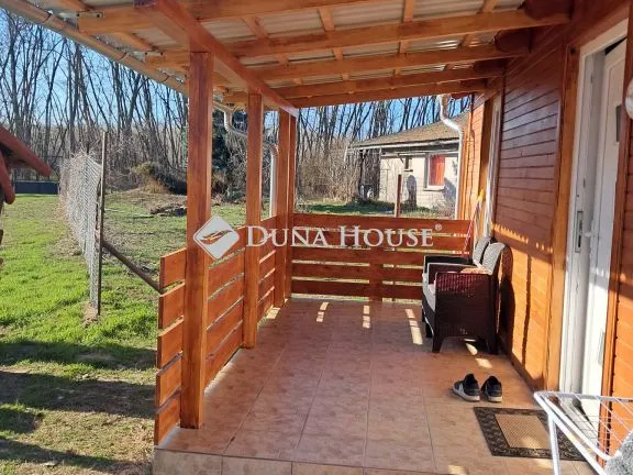 Eladó üdülő és hétvégi ház Cserkeszőlő 30 nm