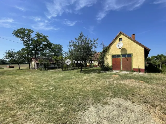 Kiadó mezőgazdasági ingatlan Kocsér 126 nm