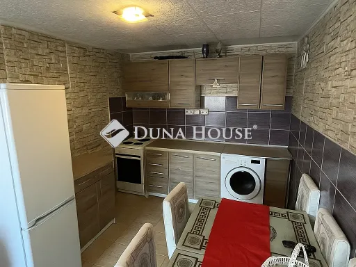 Eladó ház Örkény 90 nm