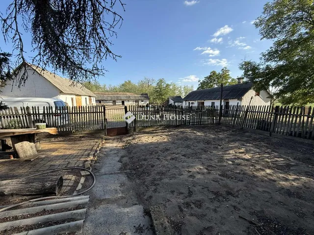 Eladó mezőgazdasági ingatlan Orgovány 100 nm