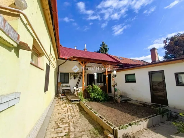 Eladó ház Kecskemét 69 nm