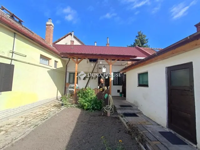 Eladó ház Kecskemét 69 nm