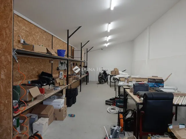 Kiadó kereskedelmi és ipari ingatlan Kecskemét 125 nm