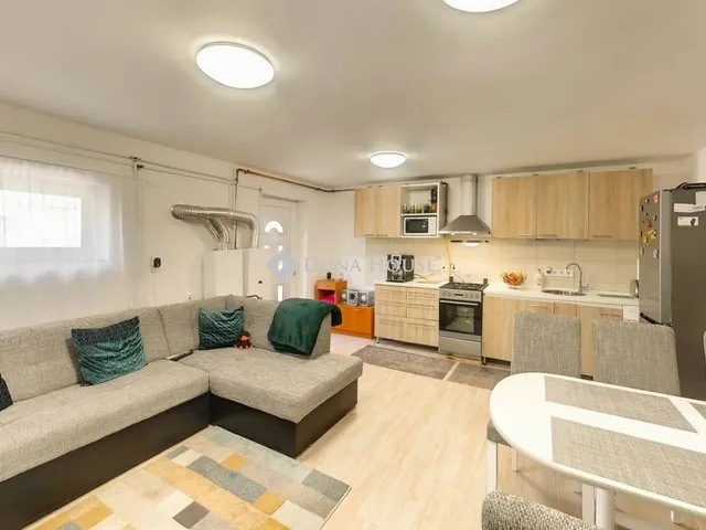 Kiadó ház Kecskemét 65 nm