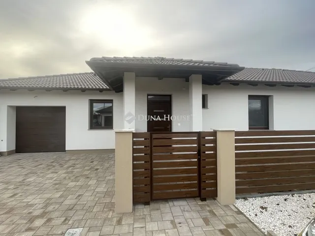 Eladó ház Kecskemét 142 nm